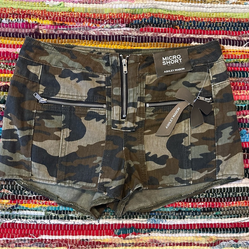 Ashley Mason Green Camo Micro Shorts Size 0